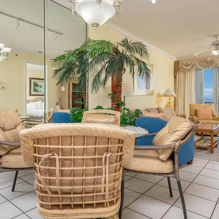 Island Royale 404 Condo