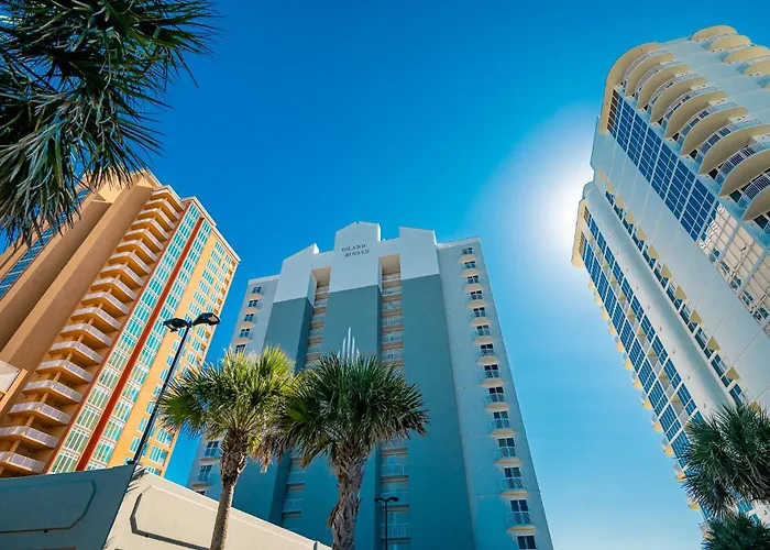 Island Royale 404 Apartment